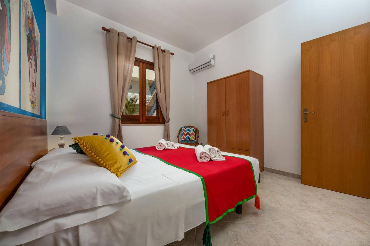 I Tre Golfi Beach Apartments ซานวิโต โลคาโป ภายนอก รูปภาพ